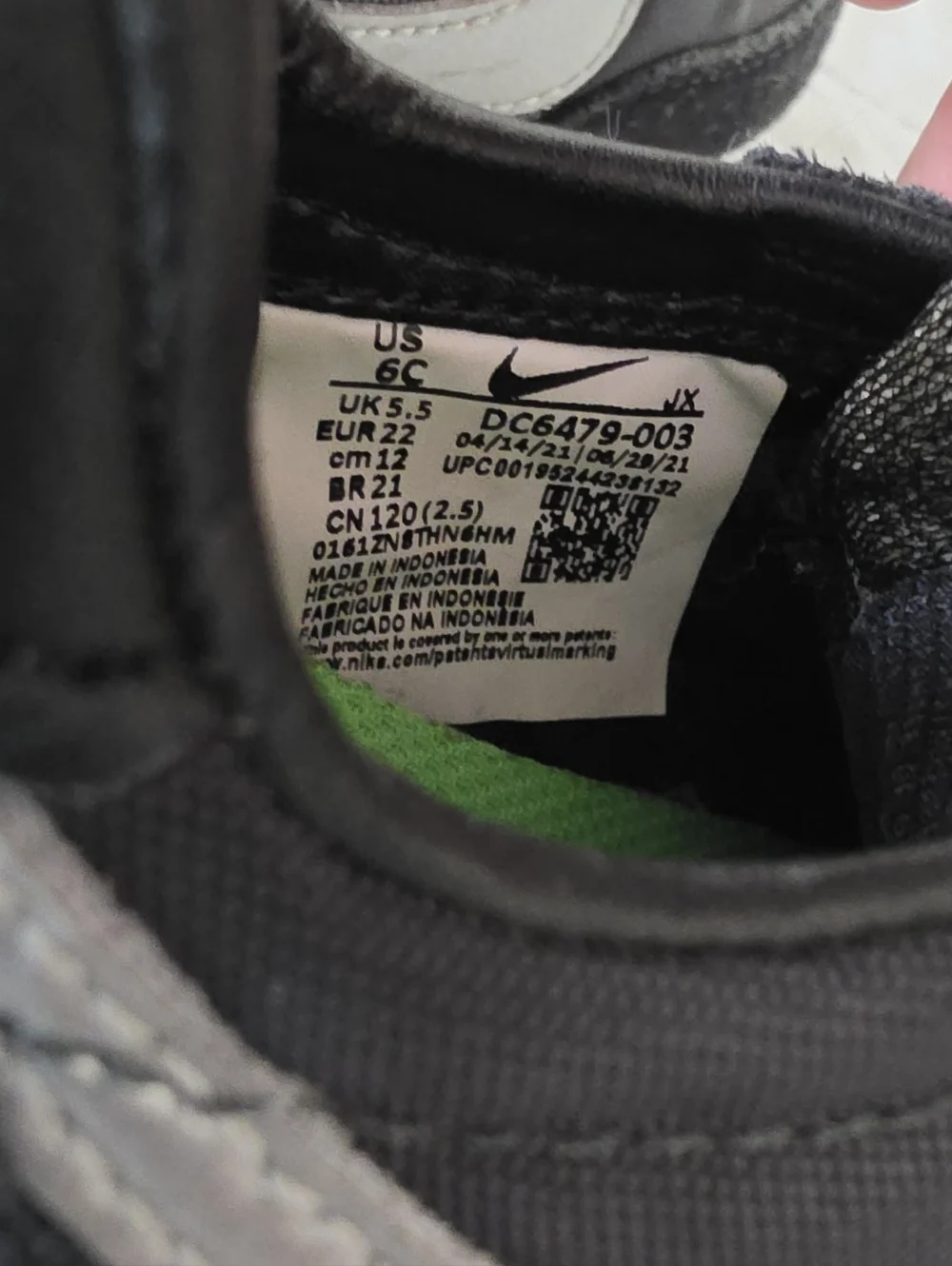 Nike Wafle Trainer Black Kids Sneakers Size 6C